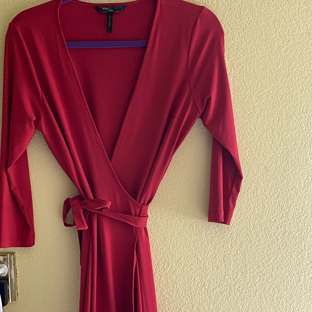 EUC wrap dress by BCBG petite